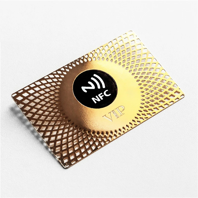 Индивидуальный Логотип Смарт металлических NFC визитная VIP лояльности карт класса люкс с покрытыем цвета чистого 24 каратного золота из нержавеющей стали карта подарочной
