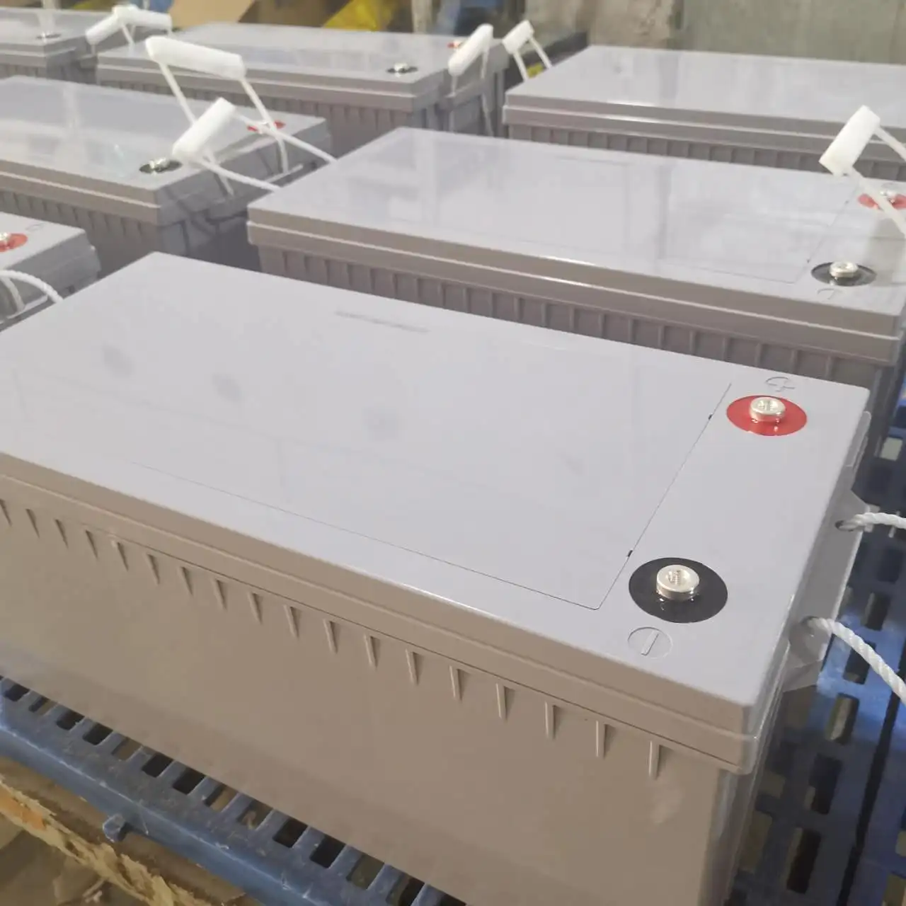 12v 200ah For solar power systems Deep cycle VRLA lead acid AMG GEL storage battery