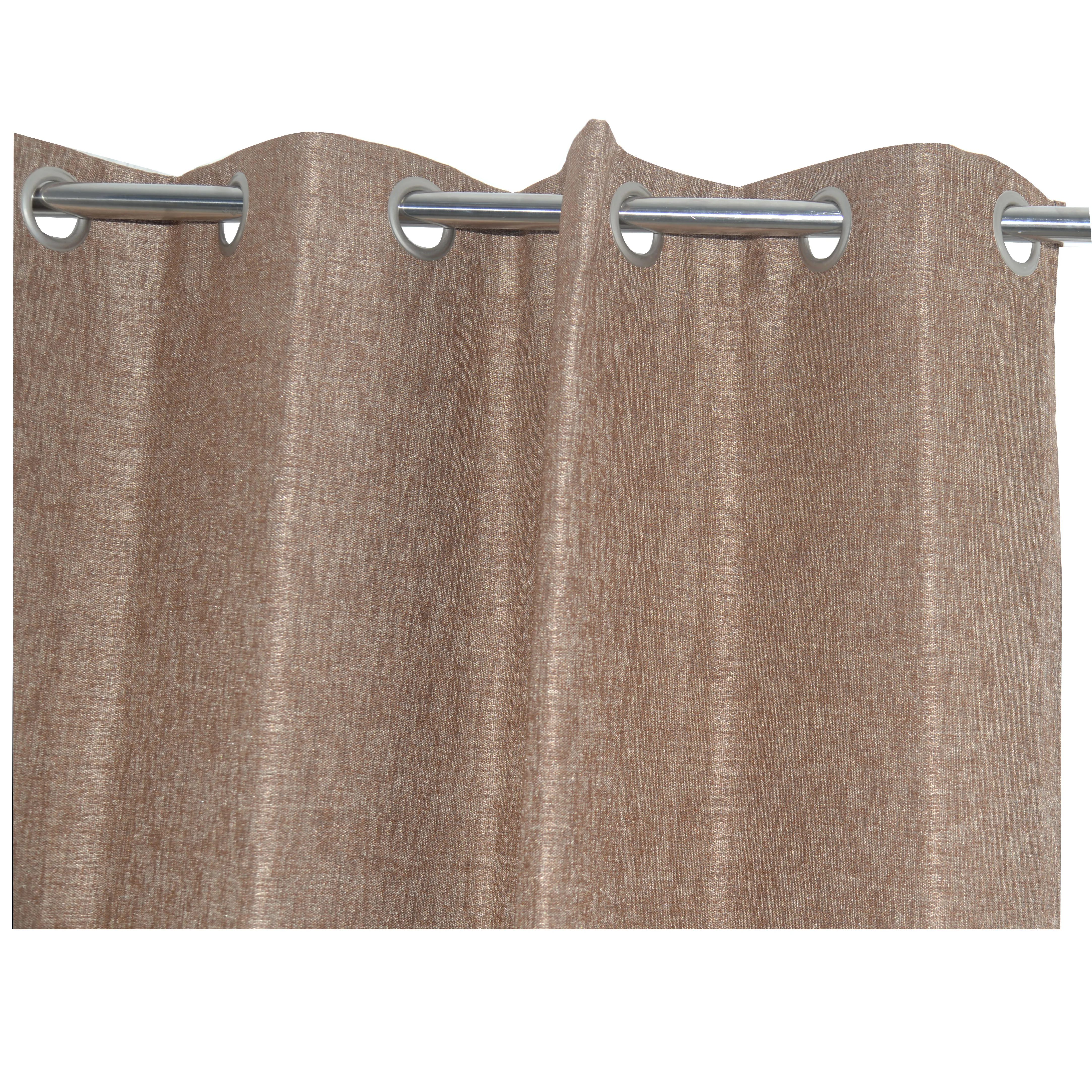 Затемняющие оконные шторы из необычного материала для отеля