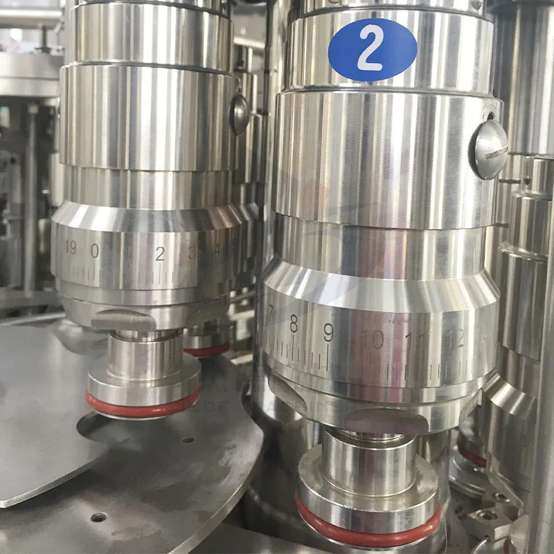 China High Speed Automatic 3 in 1 Carbonated Beverage Soda Sparkling Water Soft Drinks Filling Machine