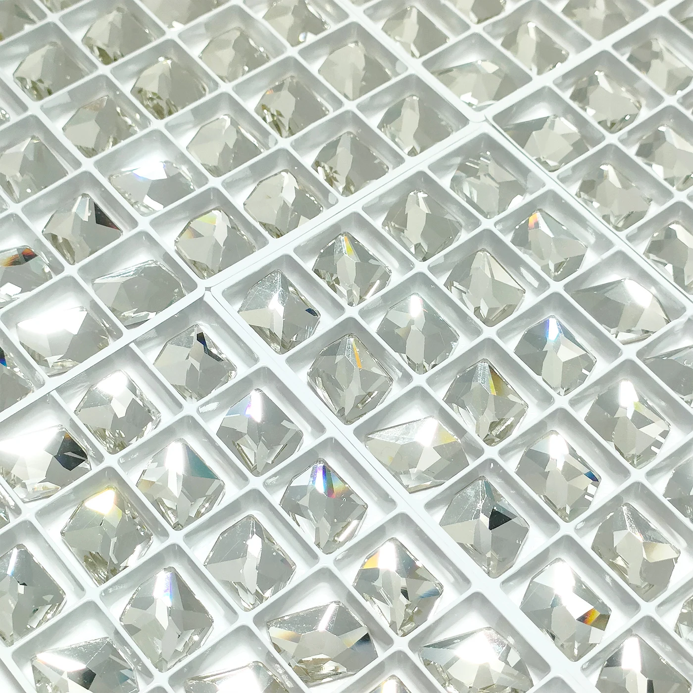 Cosmic FlatBack Bevel Stone Glass Crystal AB Flat Back Coloful Rhinestones Buttons for Bouquet Rhinestones