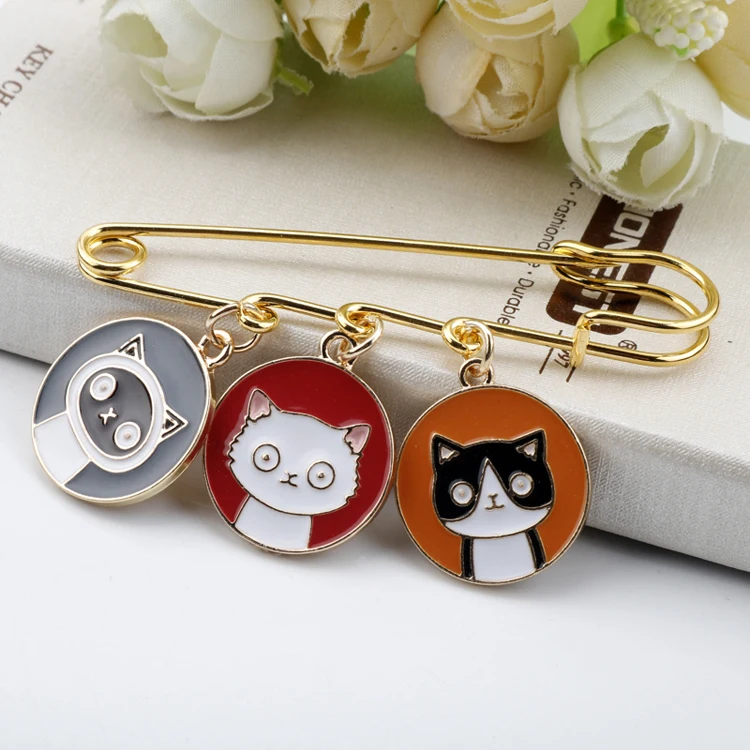 Cute animal pins dog cat alloy enamel pin brooch for girl kids jewelry