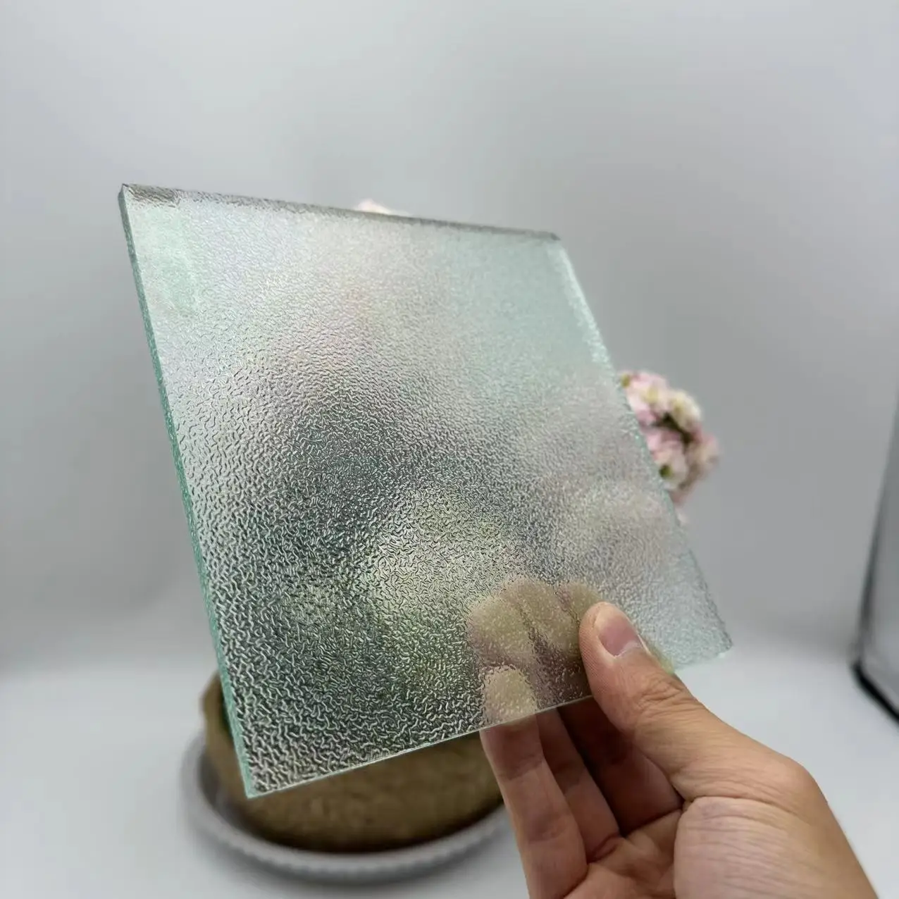 3mm,4mm,5mm,8mm super clear frosted patterned glass figured glass tempered grade wave mistlite karatachi cystle nashiji flora