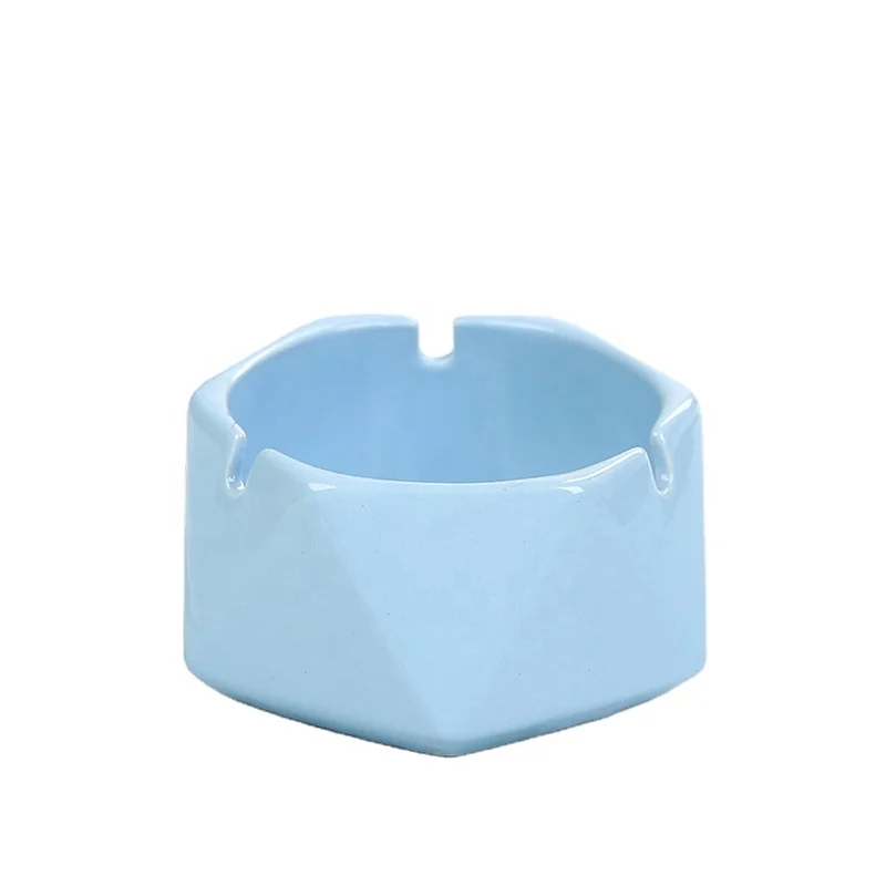 High quality Personalized hotel bar office round black white blue porcelain cigar ashtray custom logo ceramic ashtray