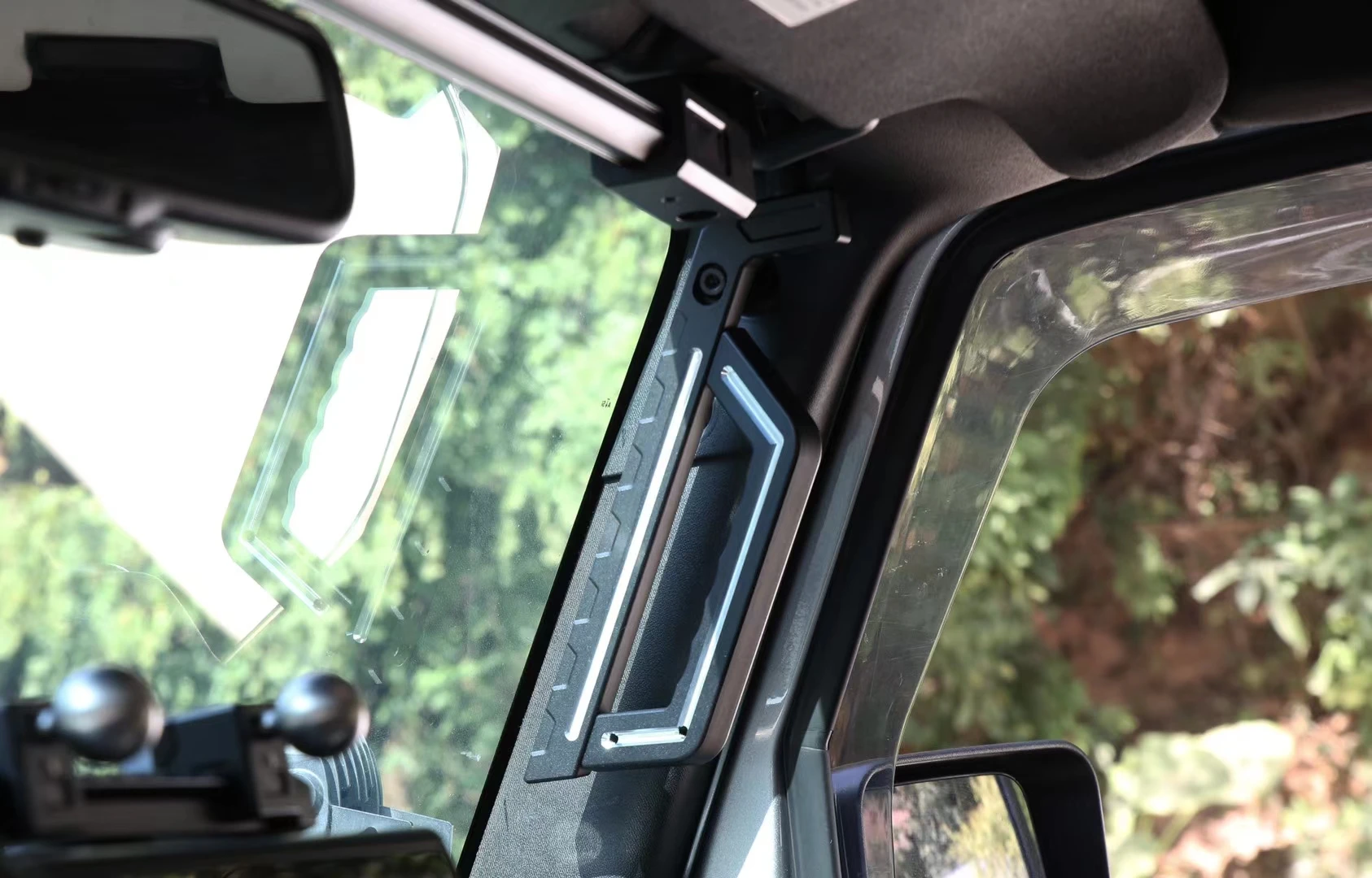  A pillar grab handle with phone holder for Jeep wrqangler jk aluminum front bar from 4x4 accessories