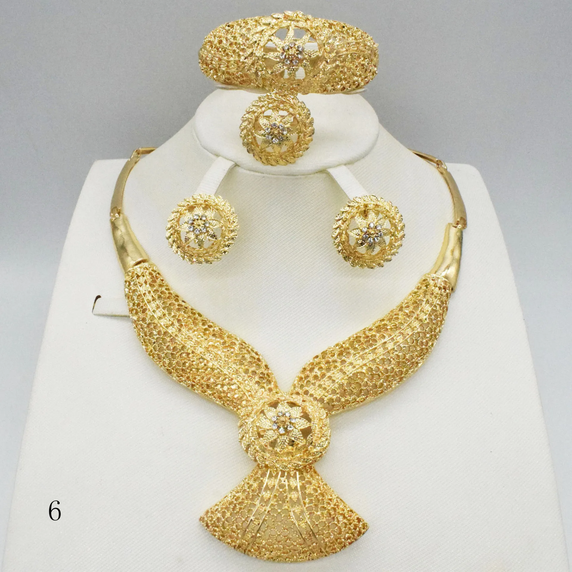 Wholesale Jewelry Set Multi - Function Jewelry Gold - Plated Jewelry Spot Direct Sales