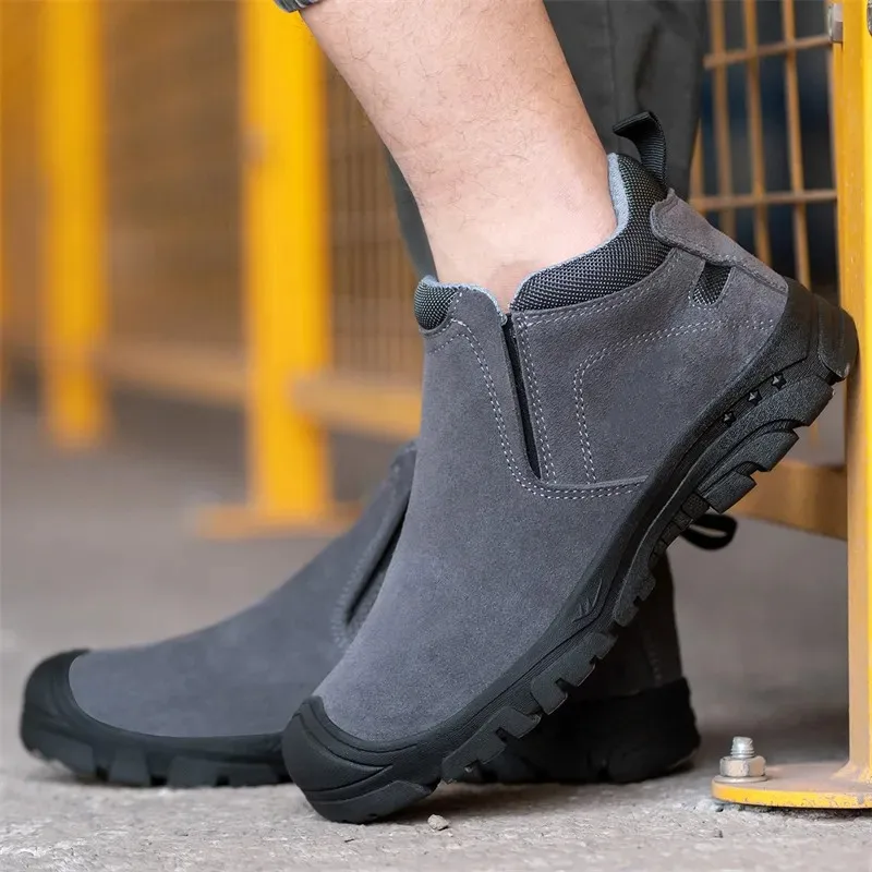 SAFENDER Extensive Stock Anti Smash Puncture Proof Safety Shoes for Welding Safety Shoes