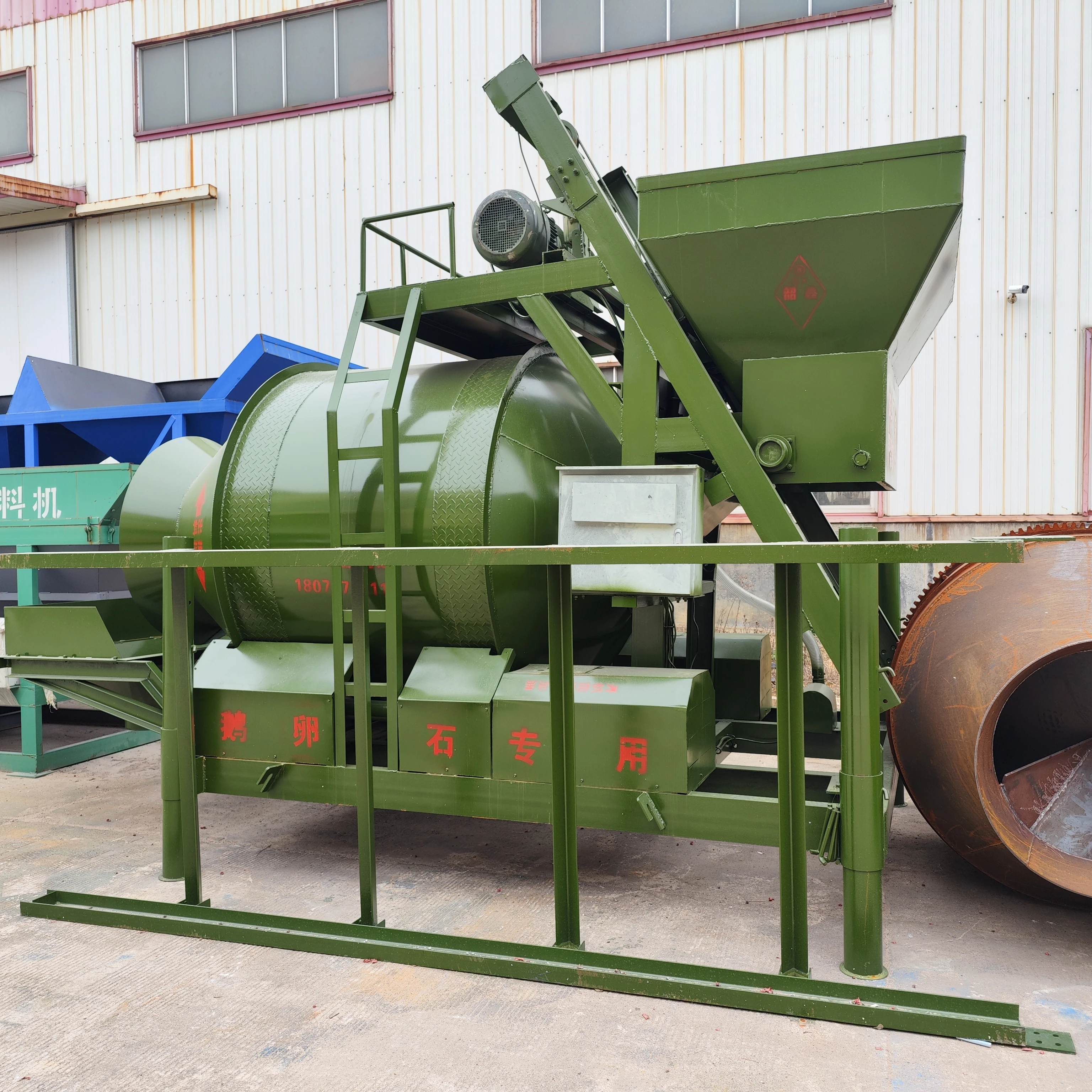 JZM350 Concrete Mixer Self Loading Concrete Mixer Truck Mobile Stone Crusher Diesel Engine Portable Cement Mixer with Engine