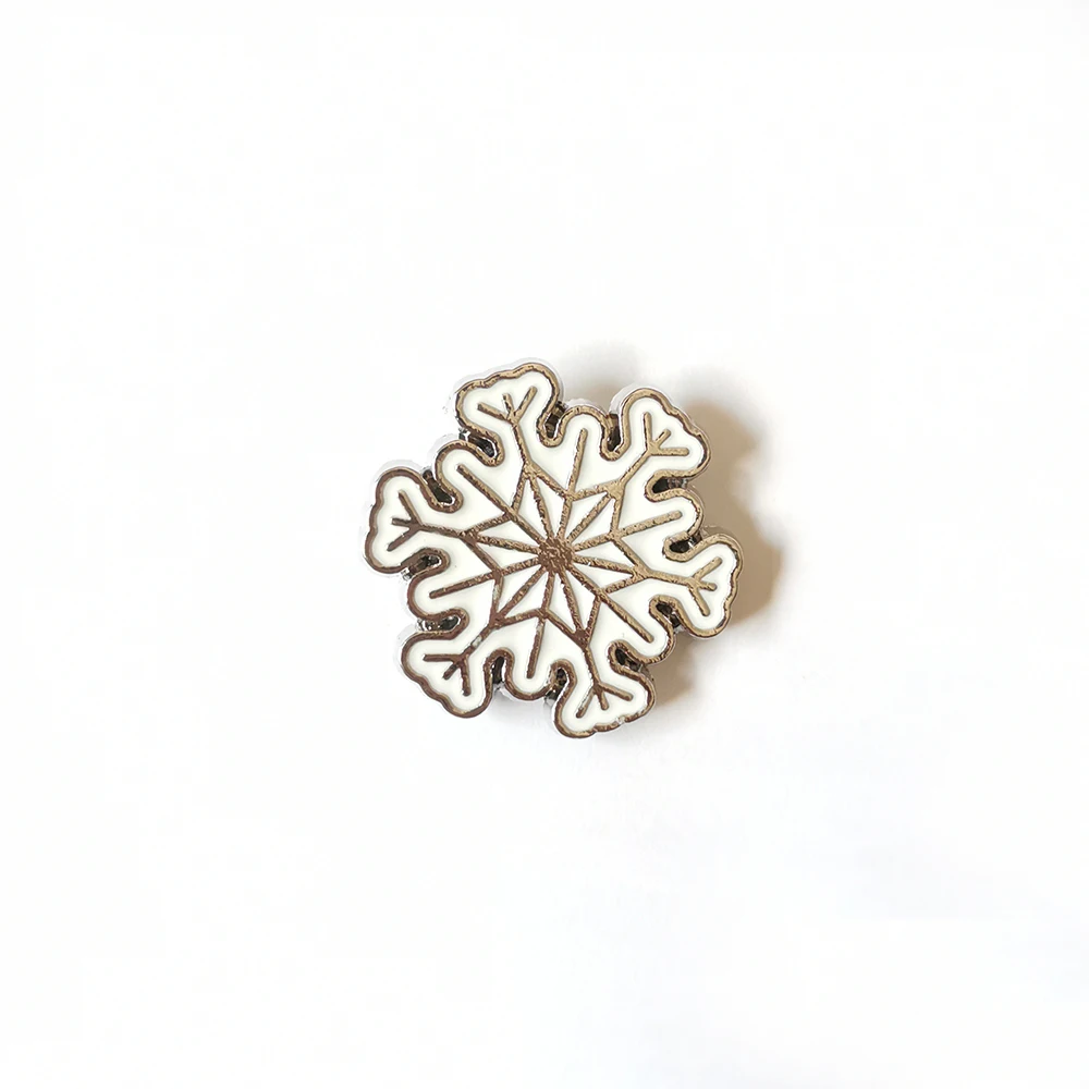 Christmas Brooch Bell Snowman Santa Claus Snowflake Elk Pins Enamel Brooches For Women Fashion Party Jewelry Gifts