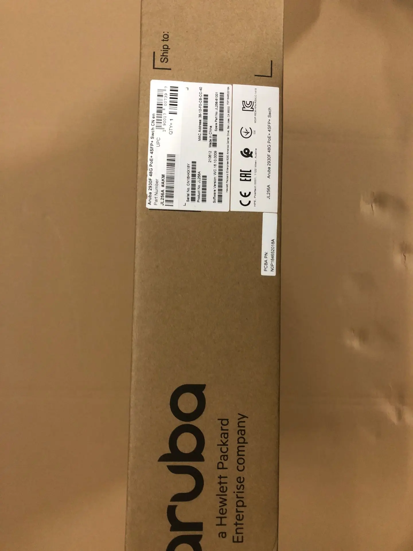 Aruba JL256A 2930F 48G POE + 4SFP переключатель