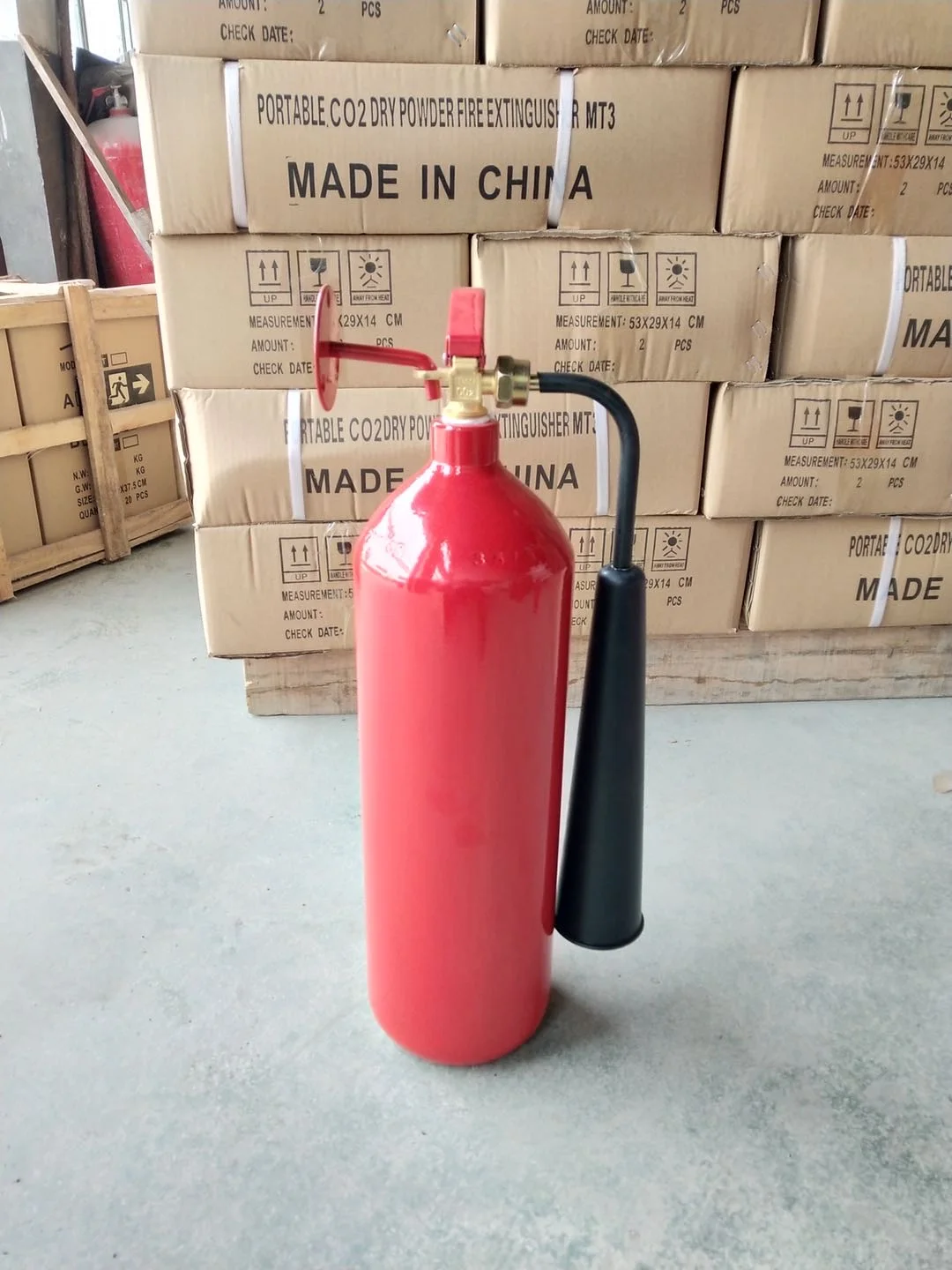 China Hot Sell 2kg Co2 Fire Extinguisher