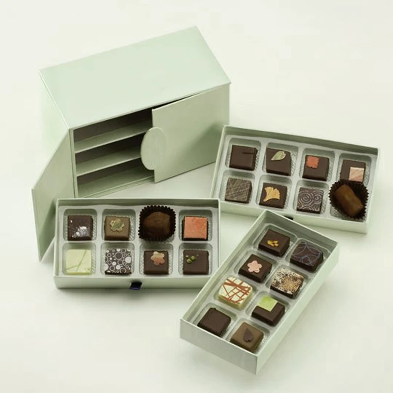 Middle Eastern Favorite Afternoon Tea Packaging Business Weddings Hotel Birthday Parties Cone-Shaped Cake Rack With The Handle