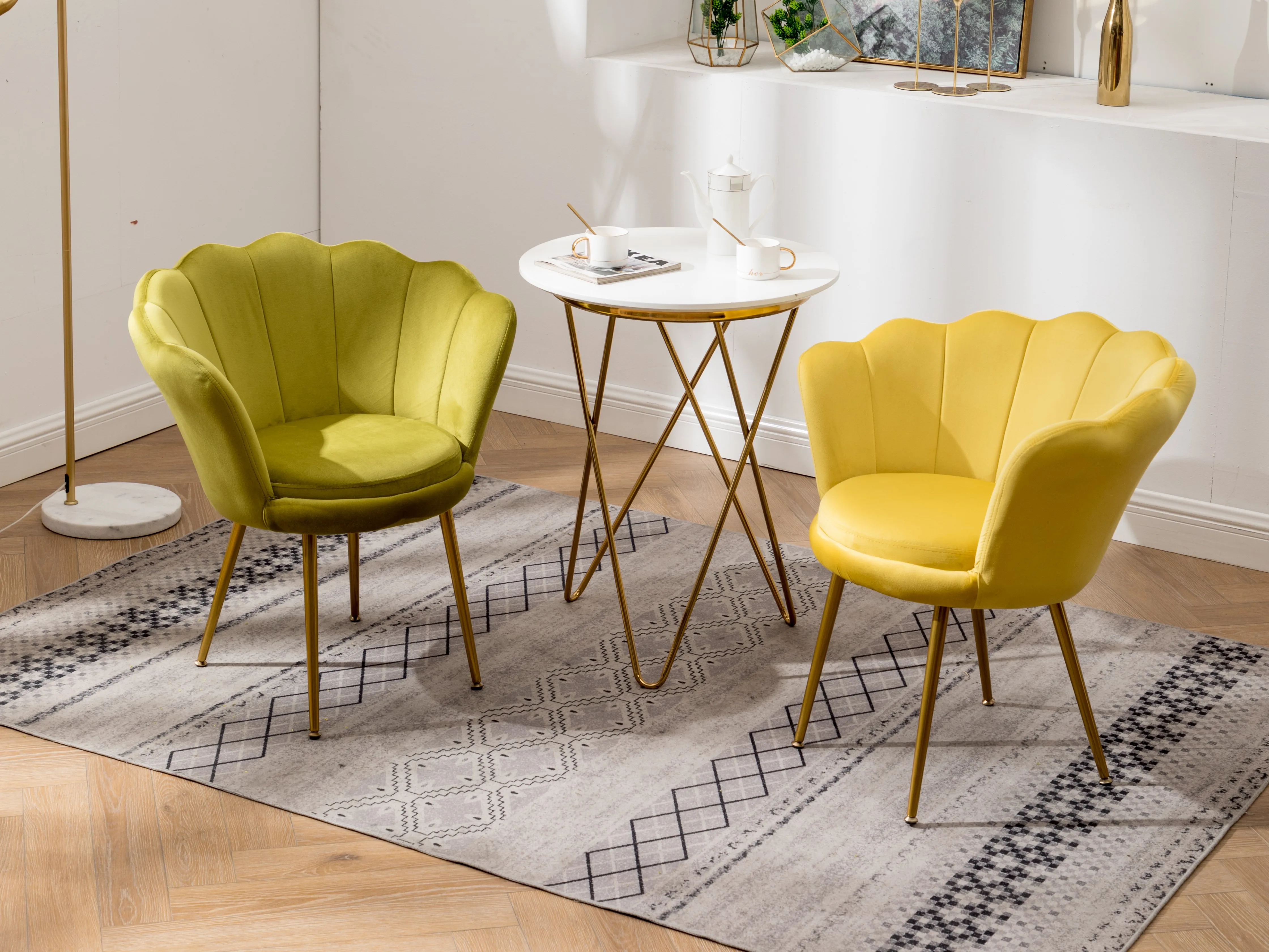 
Single sofa balcony European-style backrest sofa chair lazy light luxury simple living petal chair 