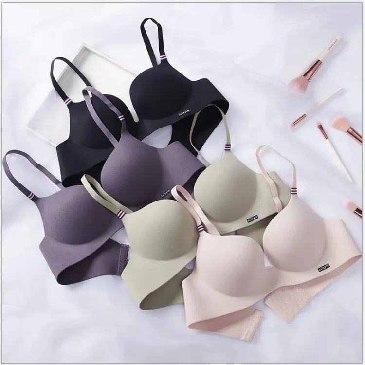32 Size One Piece Small Thick A B Cup Push Up Girls Seamless Wireless Bralette Comfortable Brassiere Female Bra For