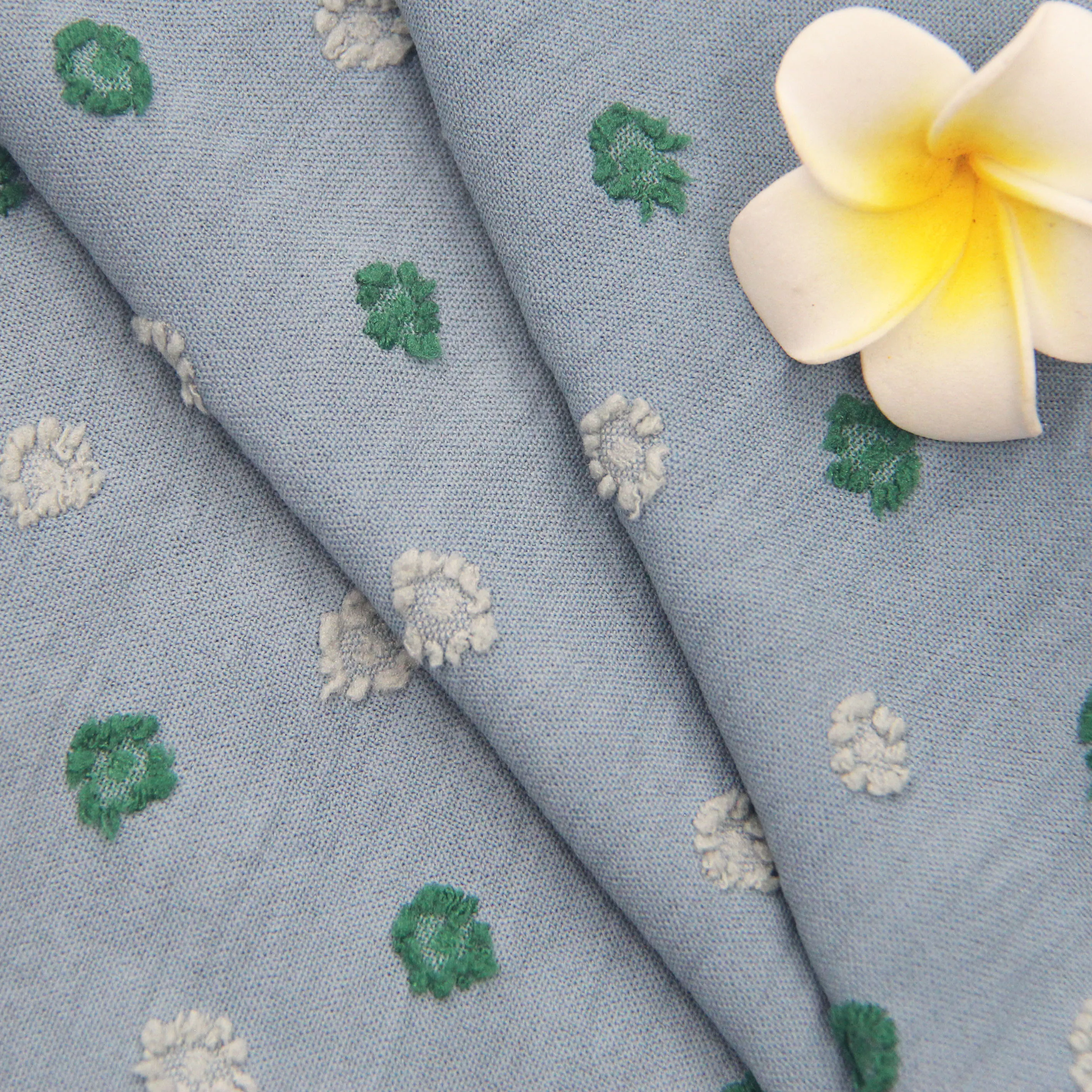 2022 new High Quality Dubai Cut Flower Plain Dyed Design Shirt 100 Polyester Soft Cey Chiffon Jacquard Dress Fabric muslim