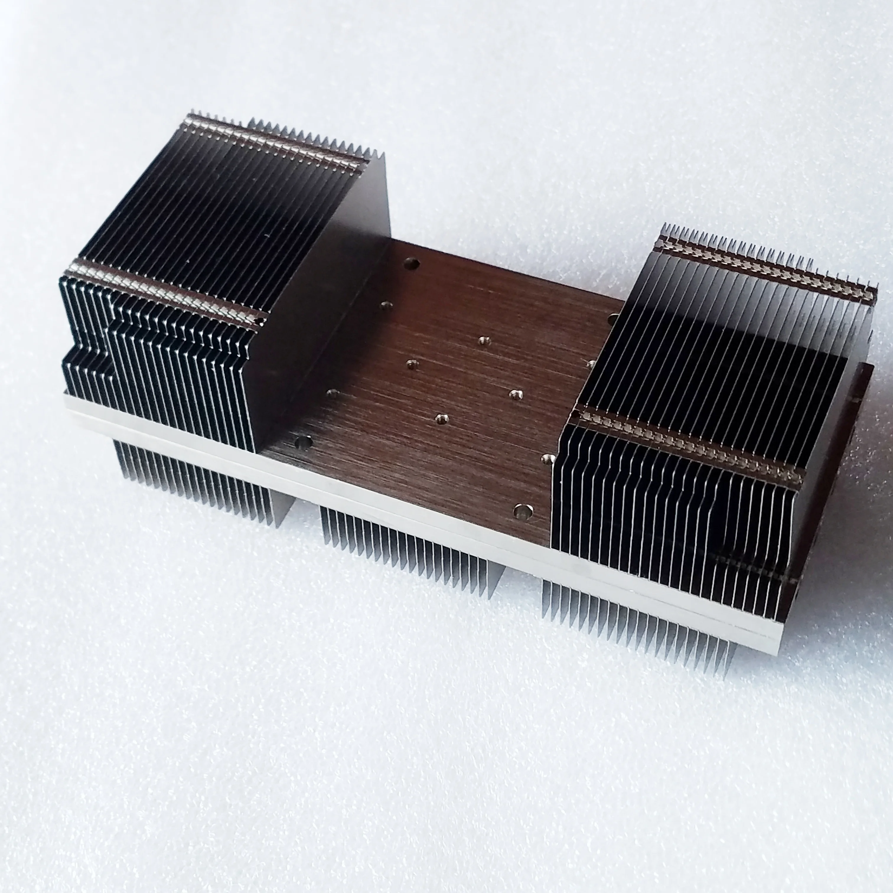 Nickel Plating Surface Treatment and Heatpipes Type LED Heat sink