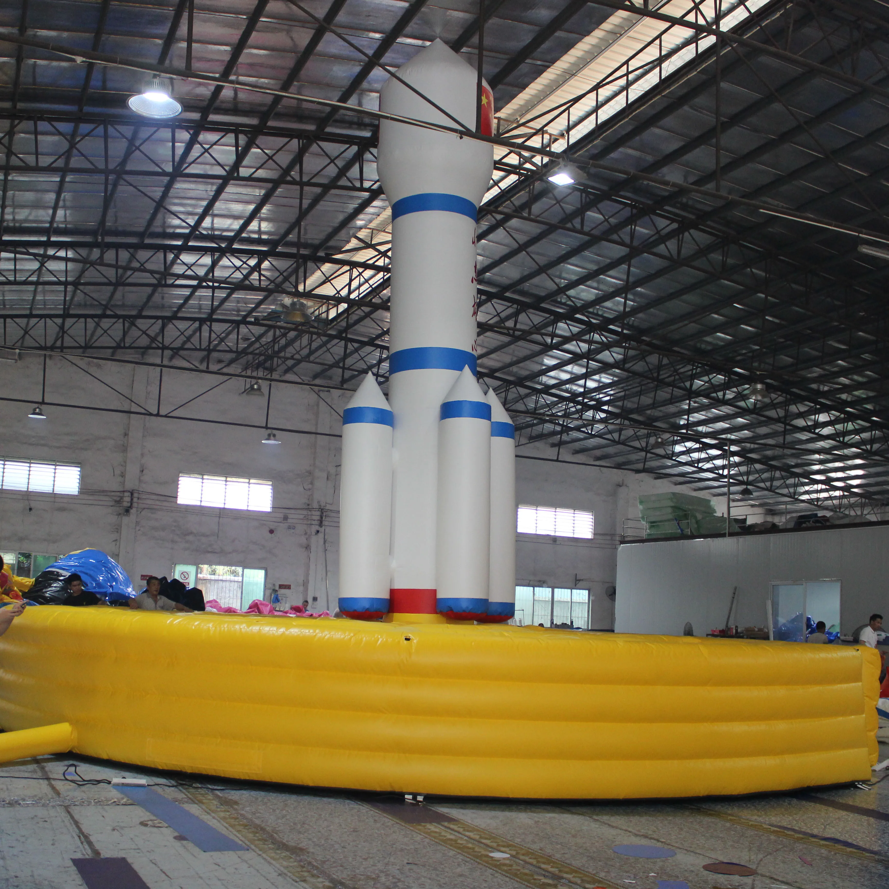 Fun programme props PVC Inflatable labyrinth Castles House  Rocket ship shapes large Outdoor Water Playground