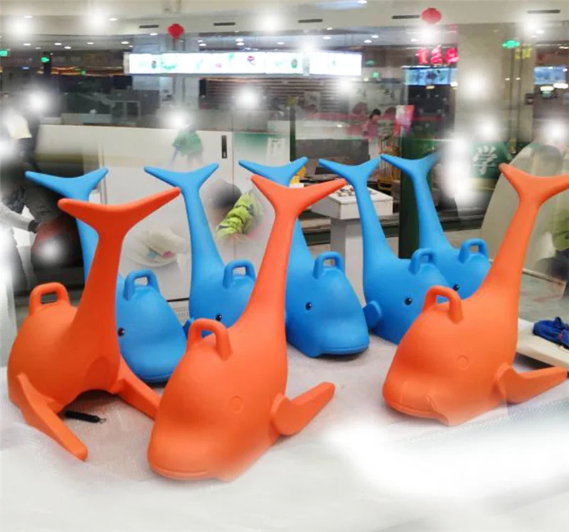 Custom Colorful Wear Proof Cold Resistant LLDPE Material Ice Skating Assistant Animals Dolphin Ice Skates Aids Green Orange Blue