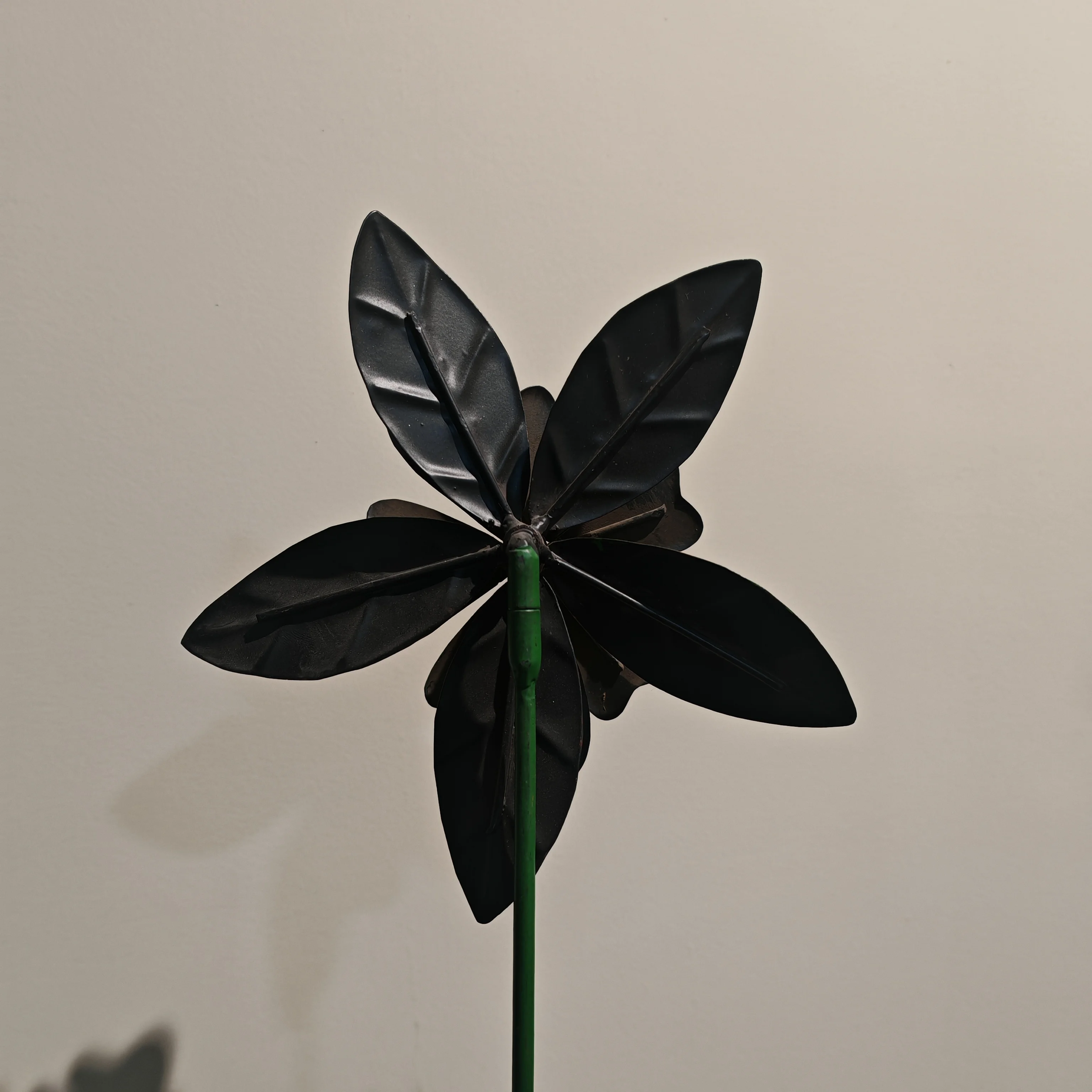 Metal Kinetic Wind Spinner Outdoor Garden Sculpture Stake Ornaments Iron Wind Spinners Mandala Winds Spinner Parts