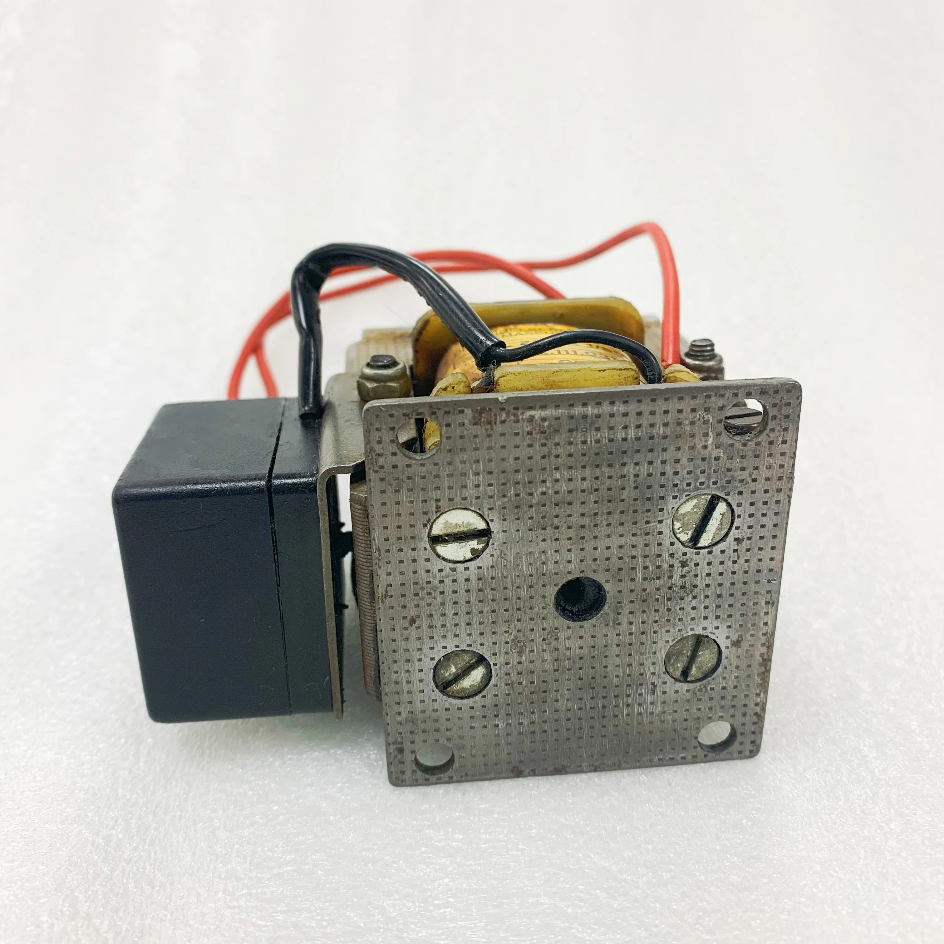 Original Used 00.783.0477 42.111.031 MV.050.142 GTO Front Lays MO Impression Magnet for Printmaster GTO52 Machine Press Parts
