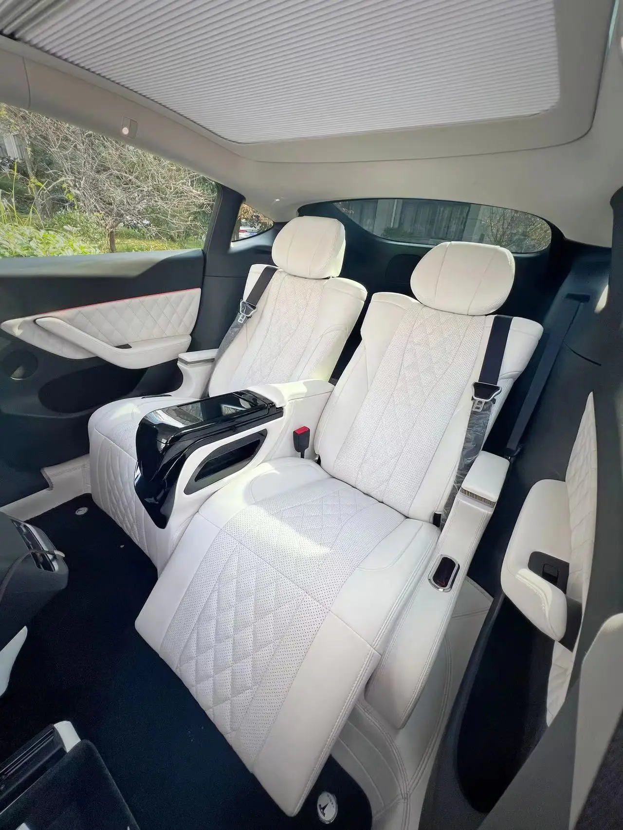 2024 Brand New luxury seats with central control for Tesla model Y