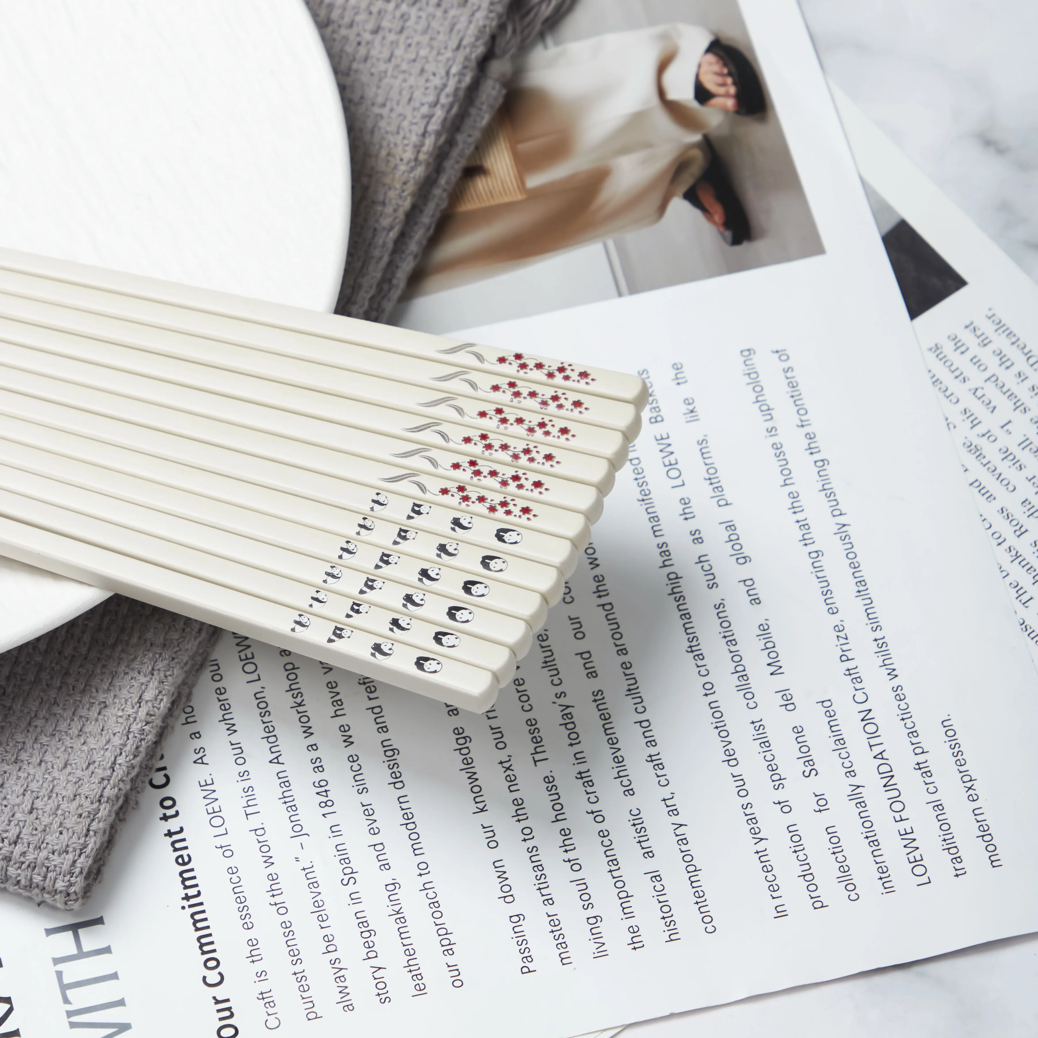 Stock Red Flower Engraved Wedding Chopsticks Custom Japanese Personalized  Chopsticks With Logo PPS Custom  Chopsticks