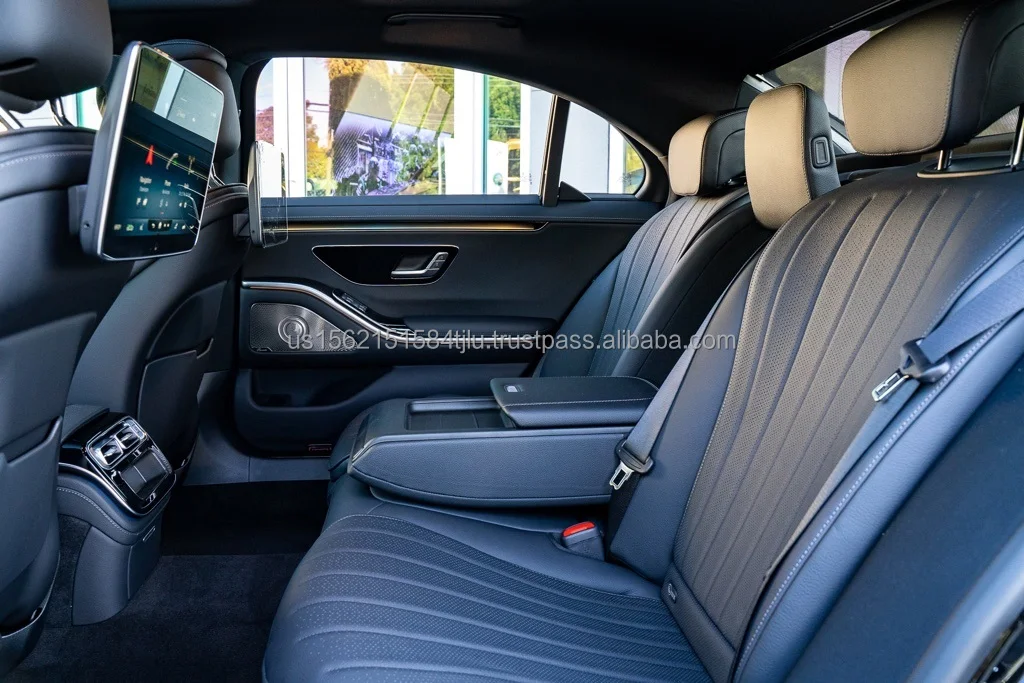 Хорошо используемый чистый 2023 MERCEDES BENZ S 500