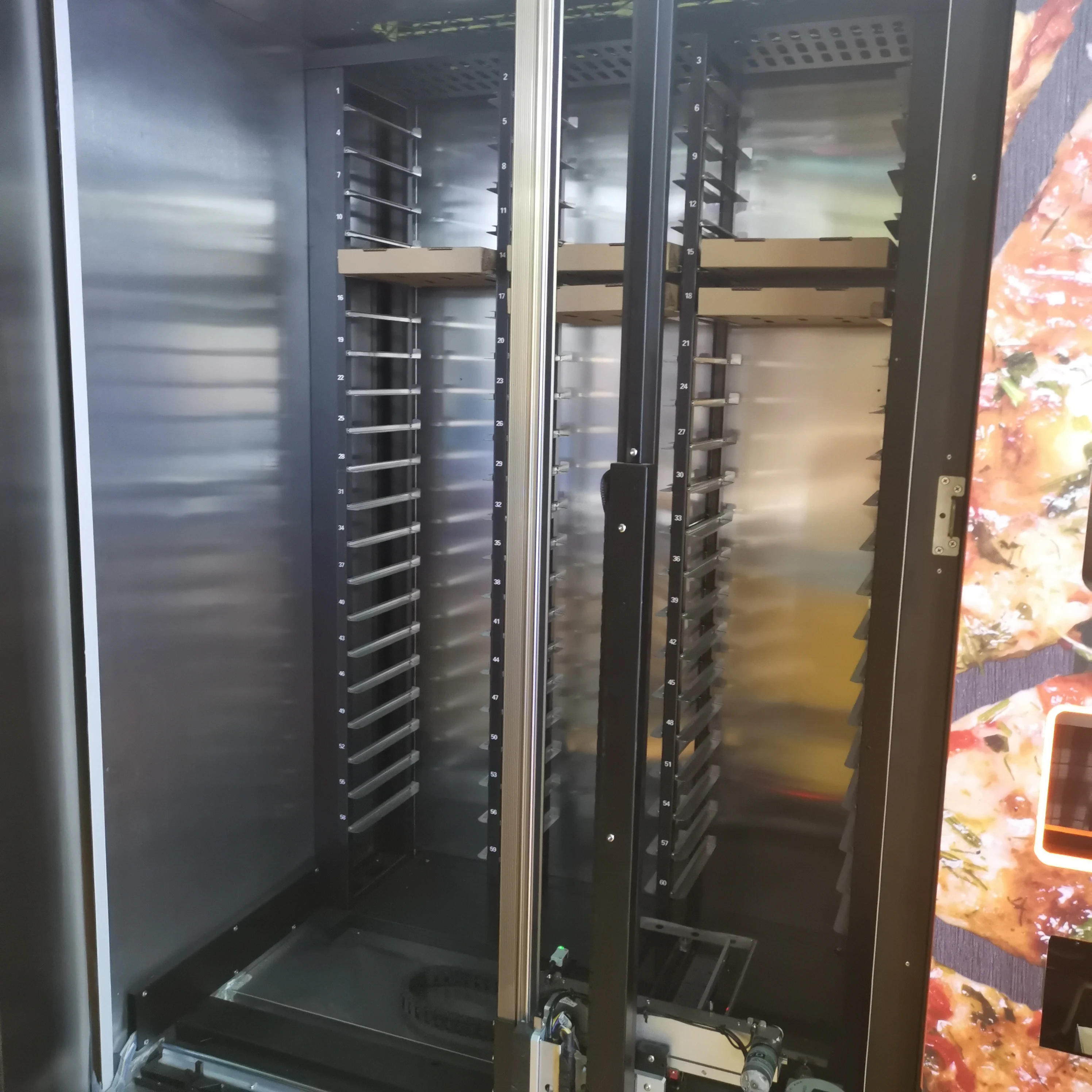 2022 hot sale vending machine for pizza 24 hours self vending machines