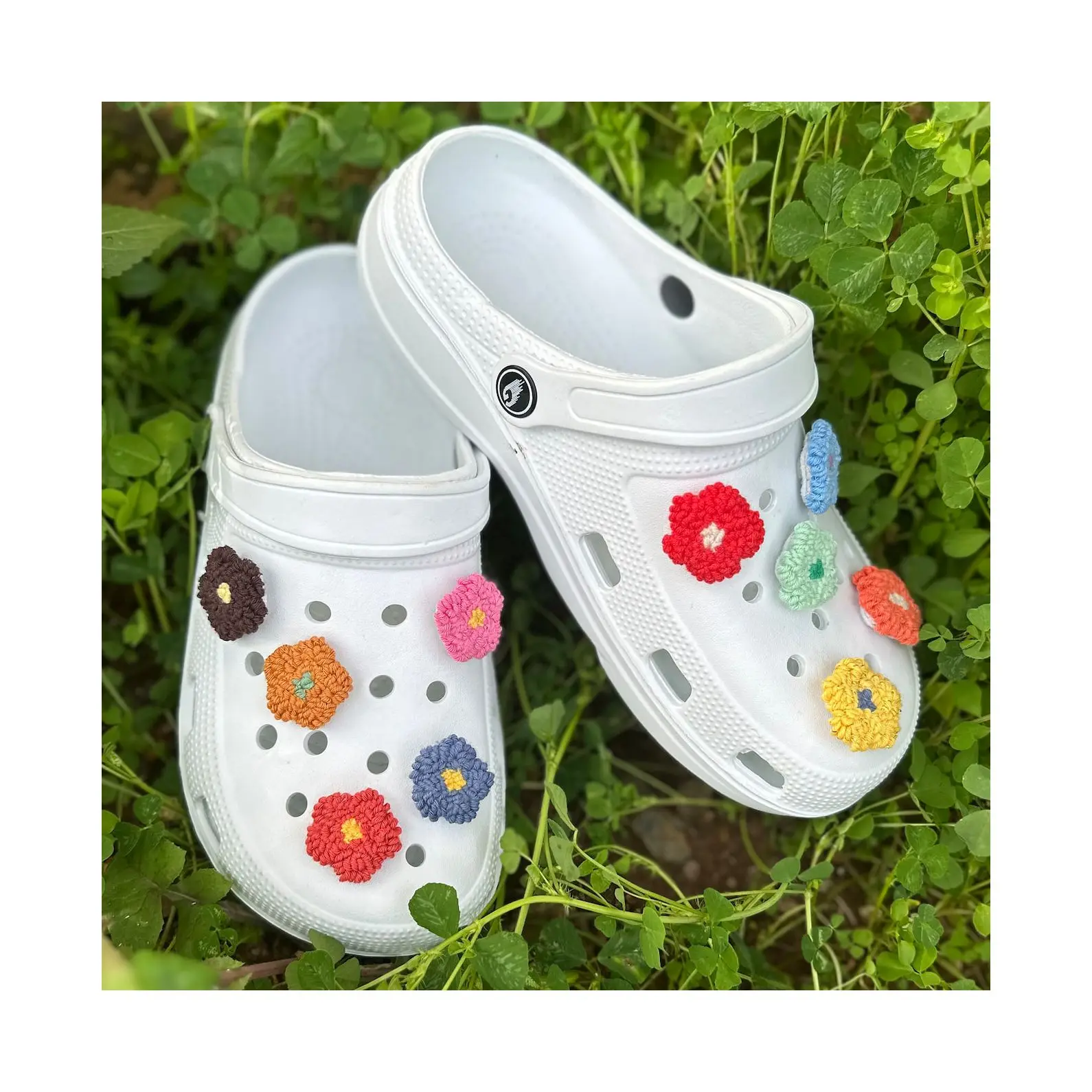 Fruit handmade punch needle pins badges-assorted embroidered fun brooch mushroom yin yang rainbow for crocs