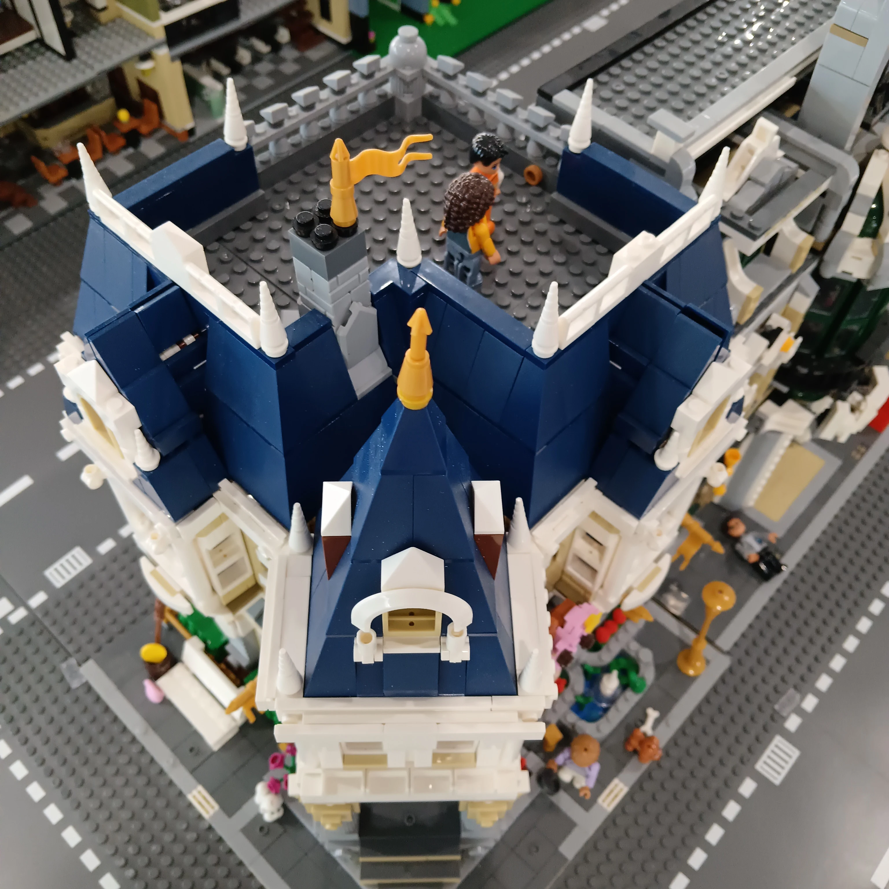 Educational  Construction Building Blocks Toy  2032 PCS Construction City  Building Blocks Bricks store shop for kids