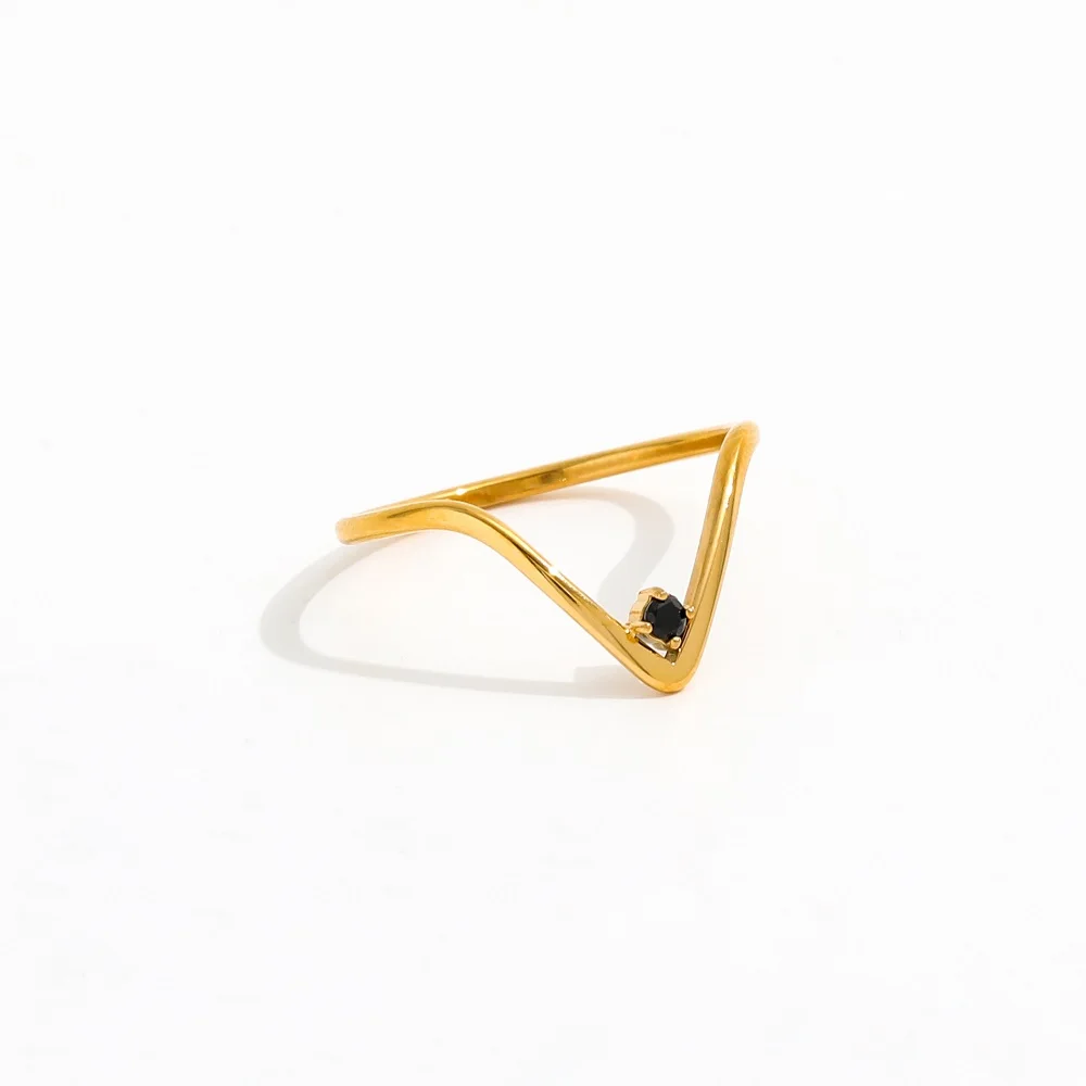 High End 18K Plain Gold Black Stone Zirconia Fine Arrow  Stainless Steel Rings Trendy Simple Gold Plated Jewelry
