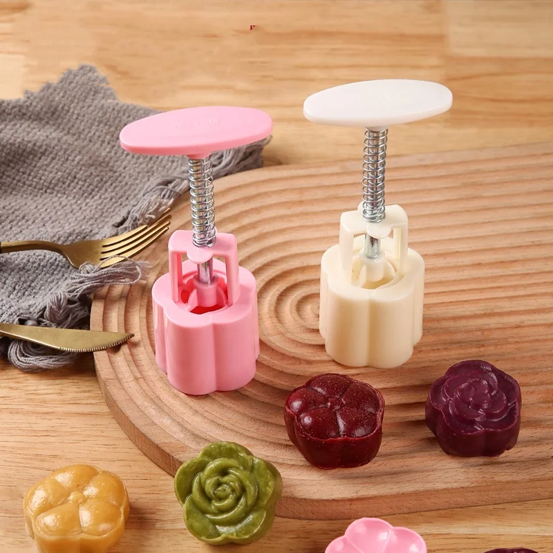 DIY Home Mooncake Mould Flower Shaped Mooncake Mould Hand Pressed Fudge Mooncake Mold Kitchen Gadgets Cookie Cutter
