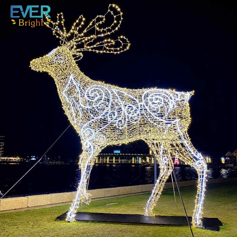 Pre lit large 3D christmas motif light led reindeer outdoor