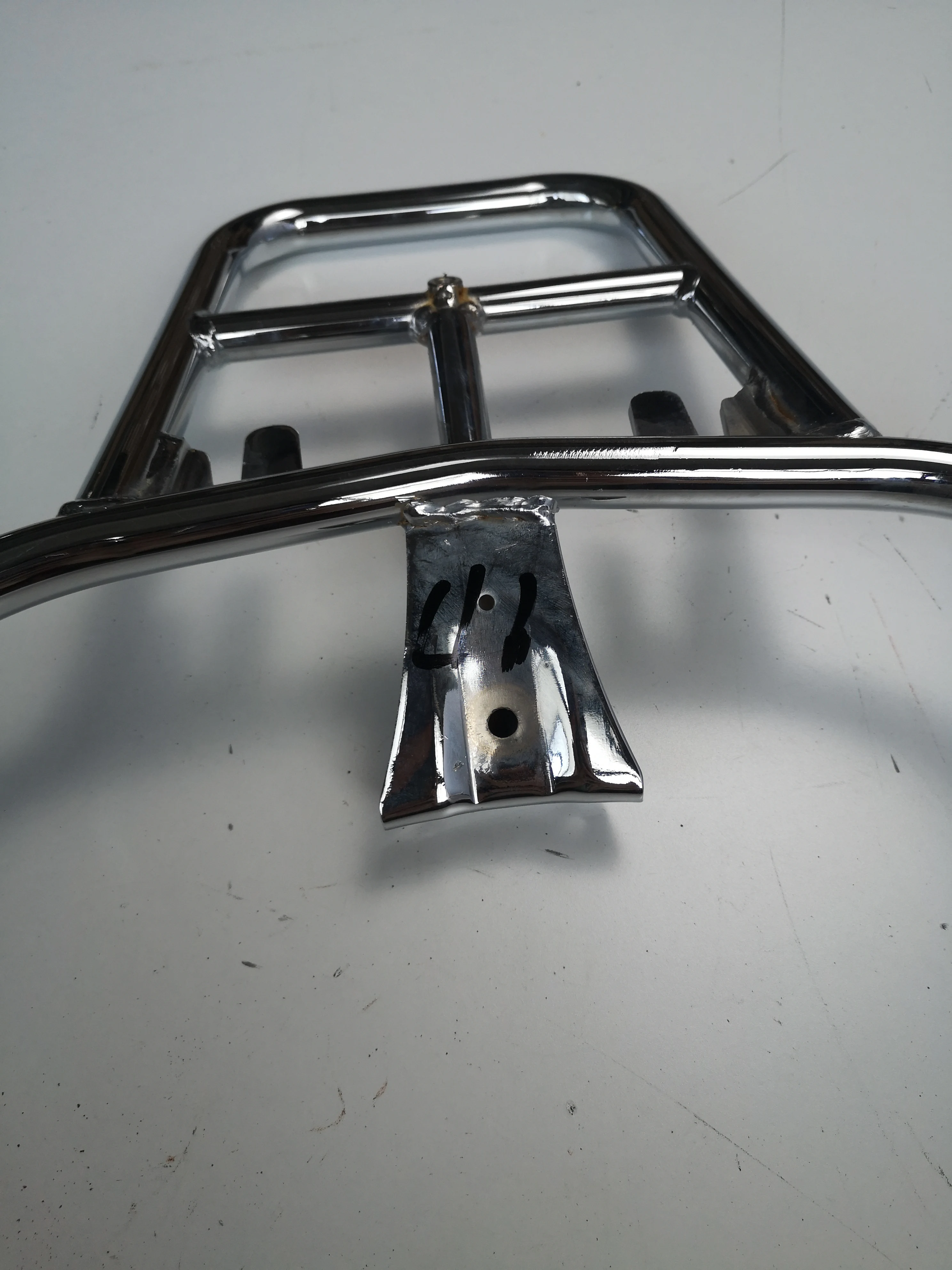 91439 Low Price Universal Chrome Motorcycle Luggage Pannier Rear Luggage Rack Carrier For Vespa