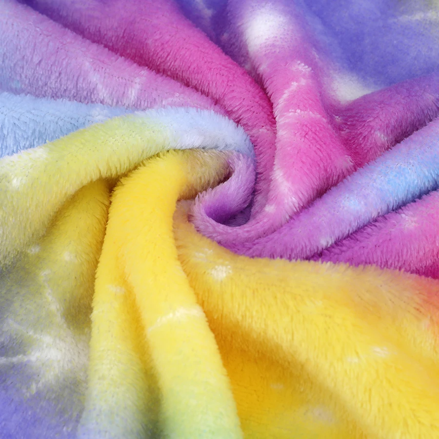 China Hot Sale Knitted 100% Polyester Suoer Soft Washable Reusable Jacquard Coral Fleece Fabric