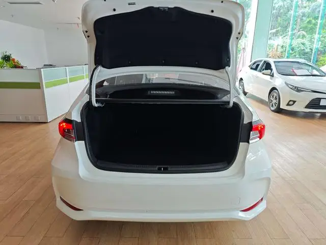 Toyota Corolla S-CVT Pioneer PLUS Edition 1.2T LHD Used Car China LED Camera 10 Electric Fabric Sedan Turbo Volvo Xc40 Volvo V60