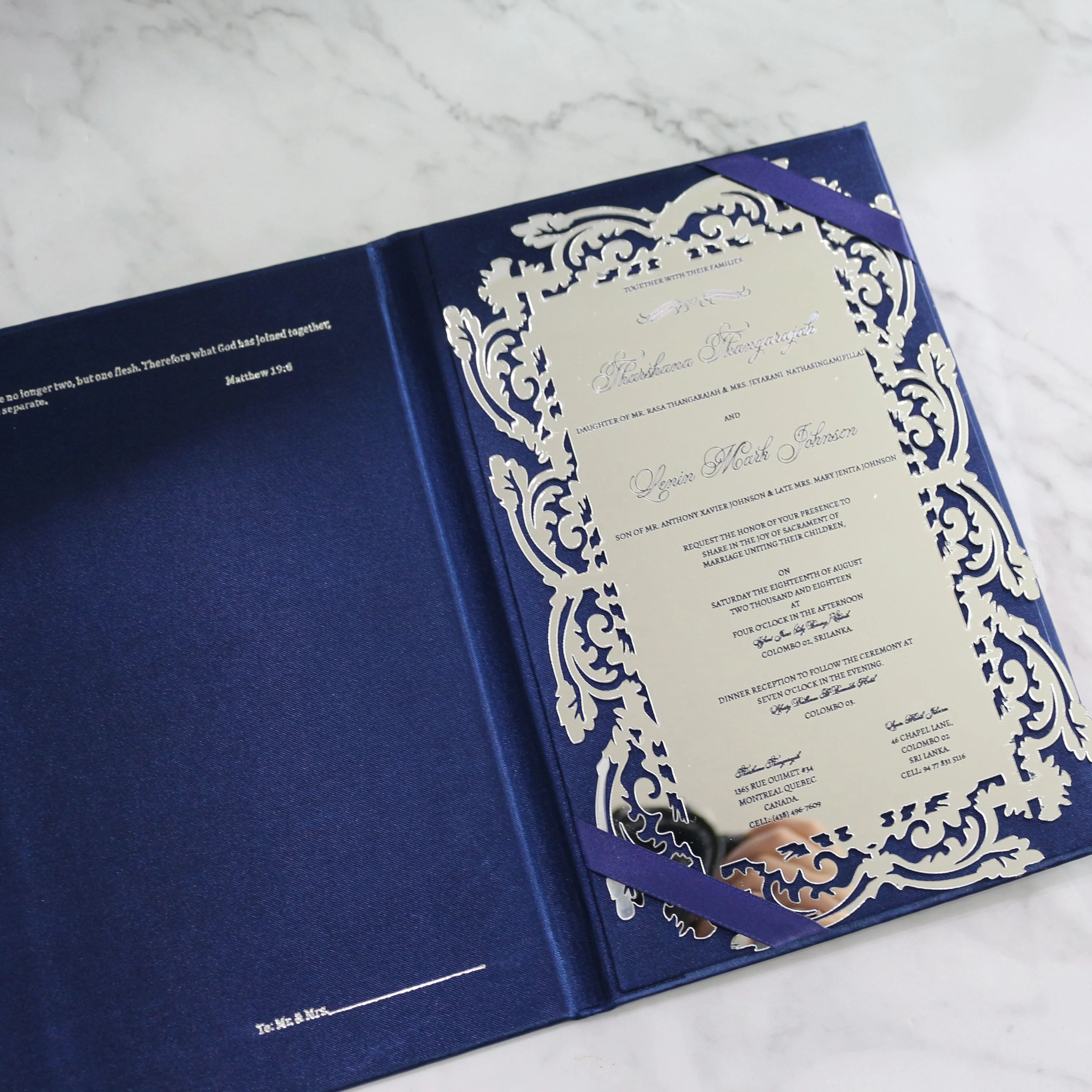 Latest Design Silk hardcover Folder Laser Cut Silver Acrylic Mirror Wedding Invitation Card and Navy fabric hardcover invitation