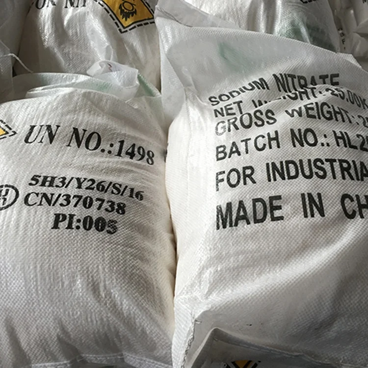 Sodium nitrite early strength antifreeze 7632-00-0