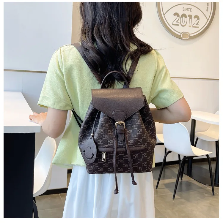 Multifunctional backpack 2023 new everything fashion color bump schoolbag travel draw rope backpack for women
