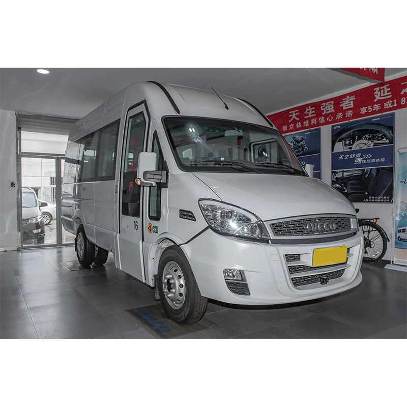 Factory price  IVECO Professional ambulance for sale 4x4 drive type with high quality