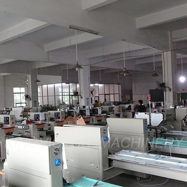 flow blueberry fresh fruit slices packing machine pillow foshan with tray factory price