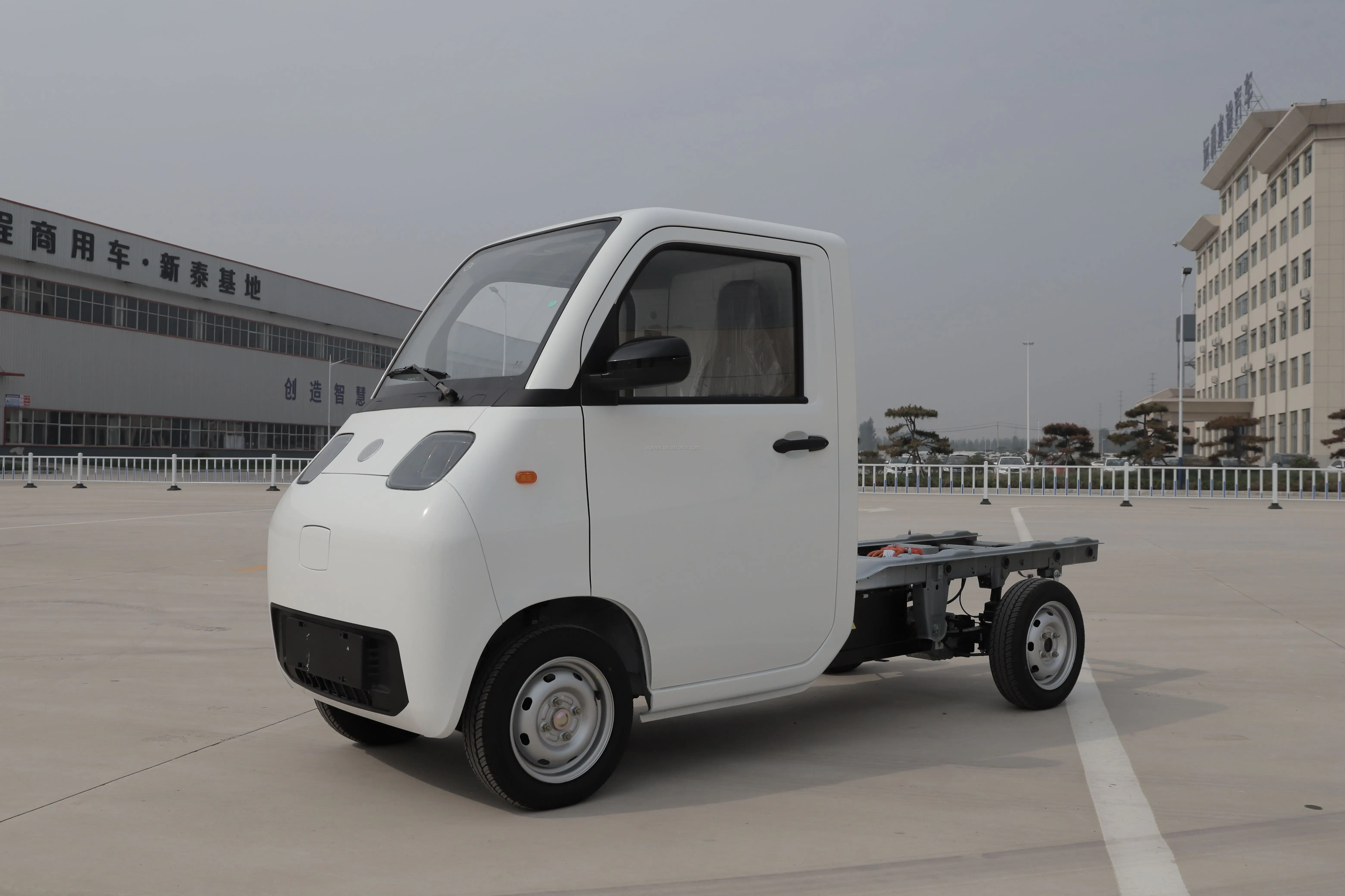 2024 Eu L7e-cu Approved E-microvan 7500W New Energy Cargo Truck Eec Electric Micro Van