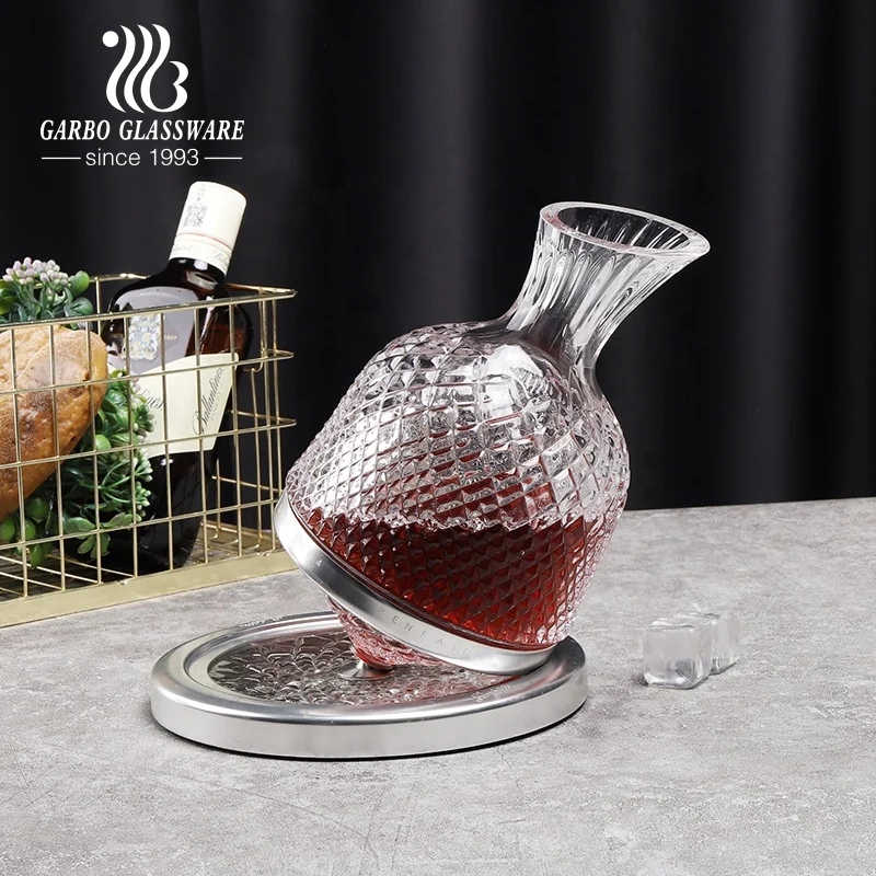 Wholesale unique embossed design diamond design rocking royal crystal whiskey glass decanter with stainless steel tray