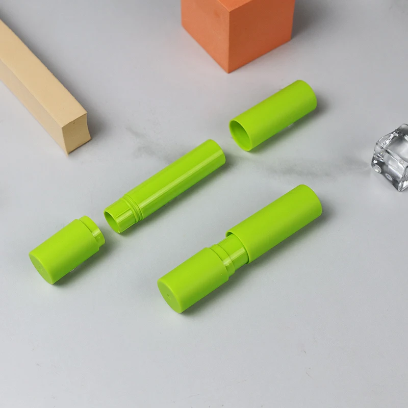 PET Eco-friendly Lipstick Packaging Fluorescent Green Refillable Lipstick Tube