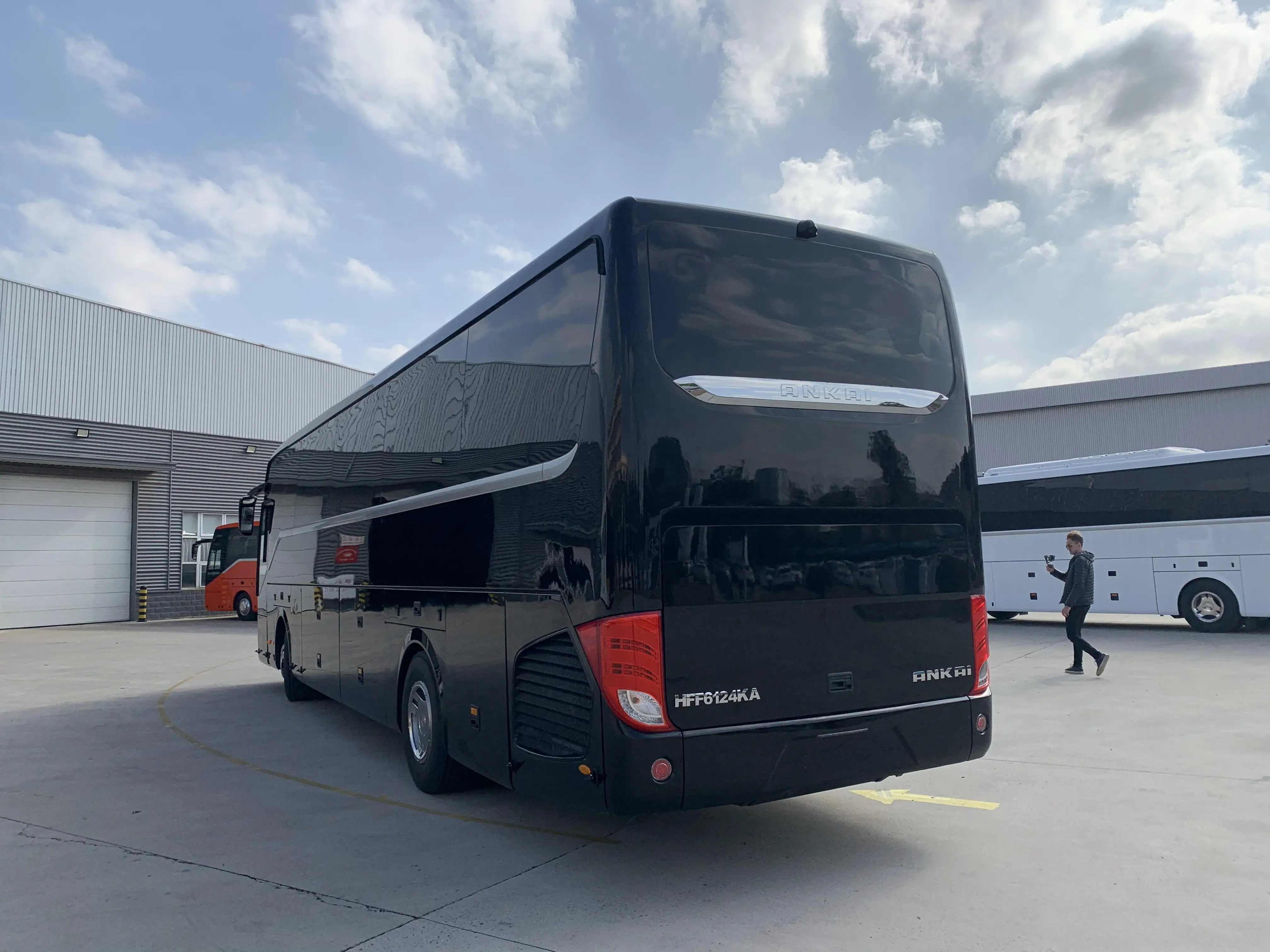 12m  luxury bus