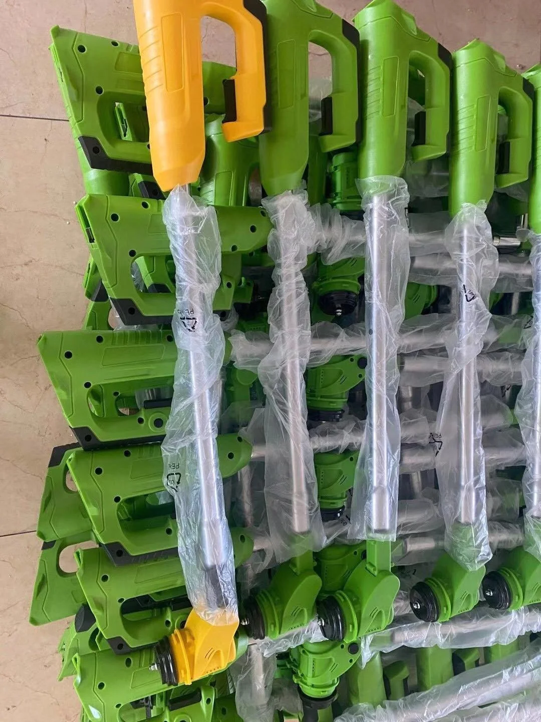 Portable Hand Push Garden Tool rechargeable Powered Cordless Electric Lawn Mower