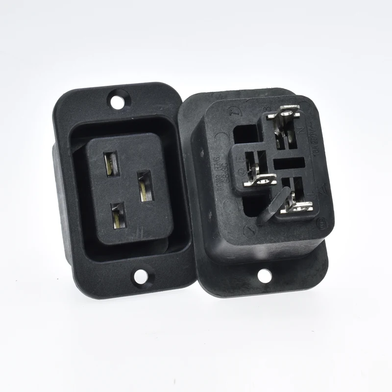 High quality IEC60320 C19 power socket with screw hole with certificate 16A250V female C19 power outlet for PDU UPS