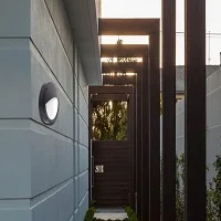 Полу-смывное крепление 2D переборки свет IP65 Водонепроницаемый черный садовый светильник уличный настенный аварийный потолочный