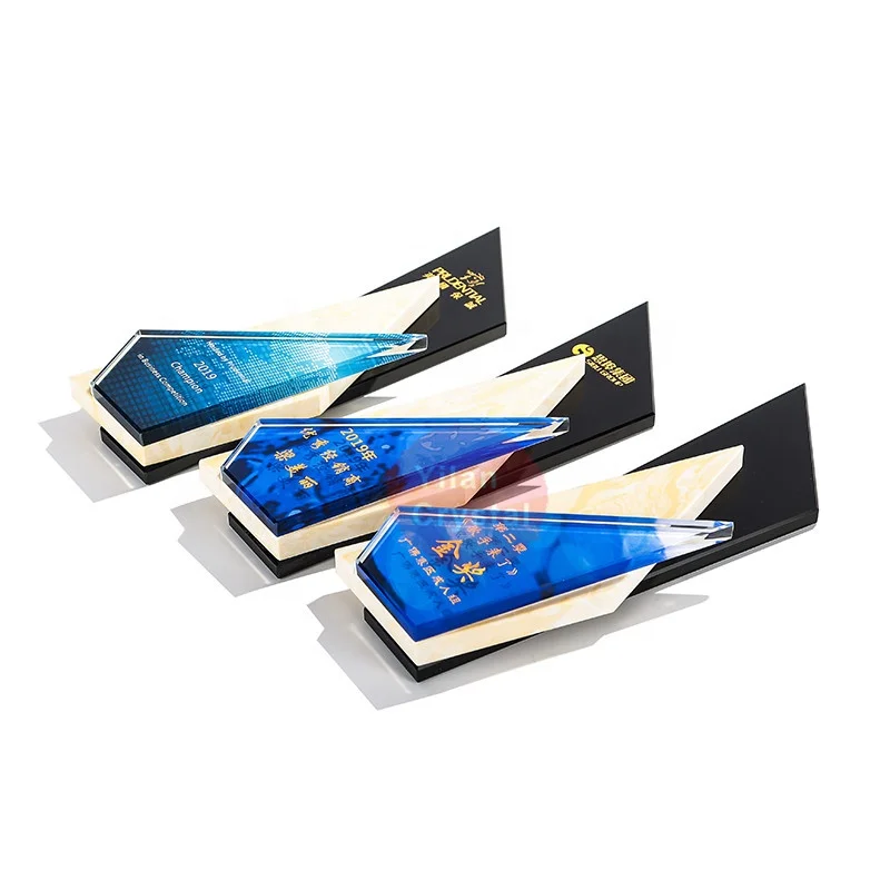 New Design Blue Crystal Wooden Award Trophy For Personal Care Crystal Trophy