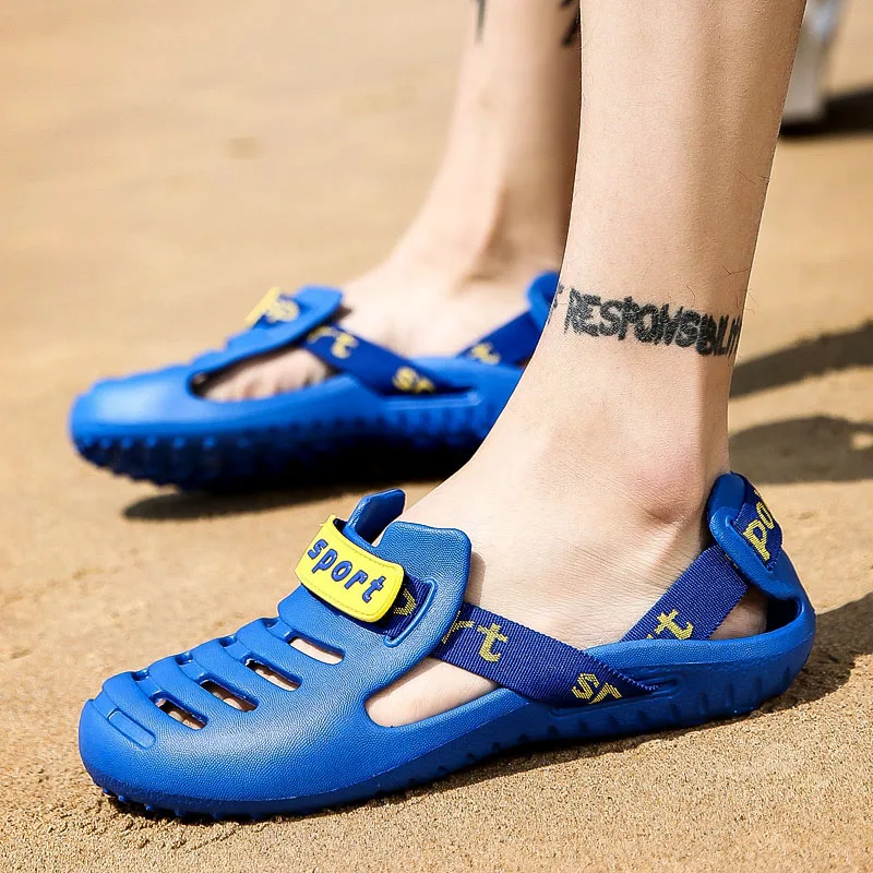 Summer New Men Sandals Outdoor Casual Beach Shoes Water EVA Clogs Man Slippers Garden Shoes Men Comfortable Sandales Hommes